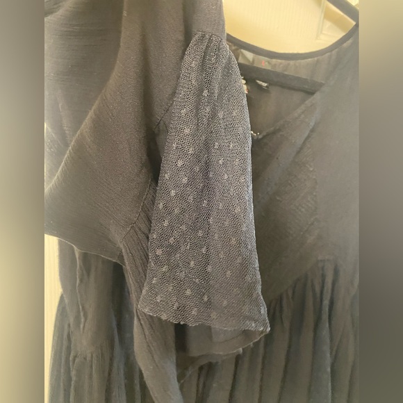 Fun & Flirt Elegant Black Tulle Lace Inserts 3/4 Sleeve Top Size Large - Picture 6 of 16